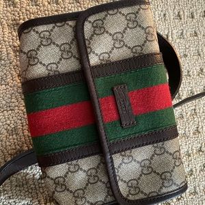 Authentic Gucci Vintage Belt Bag